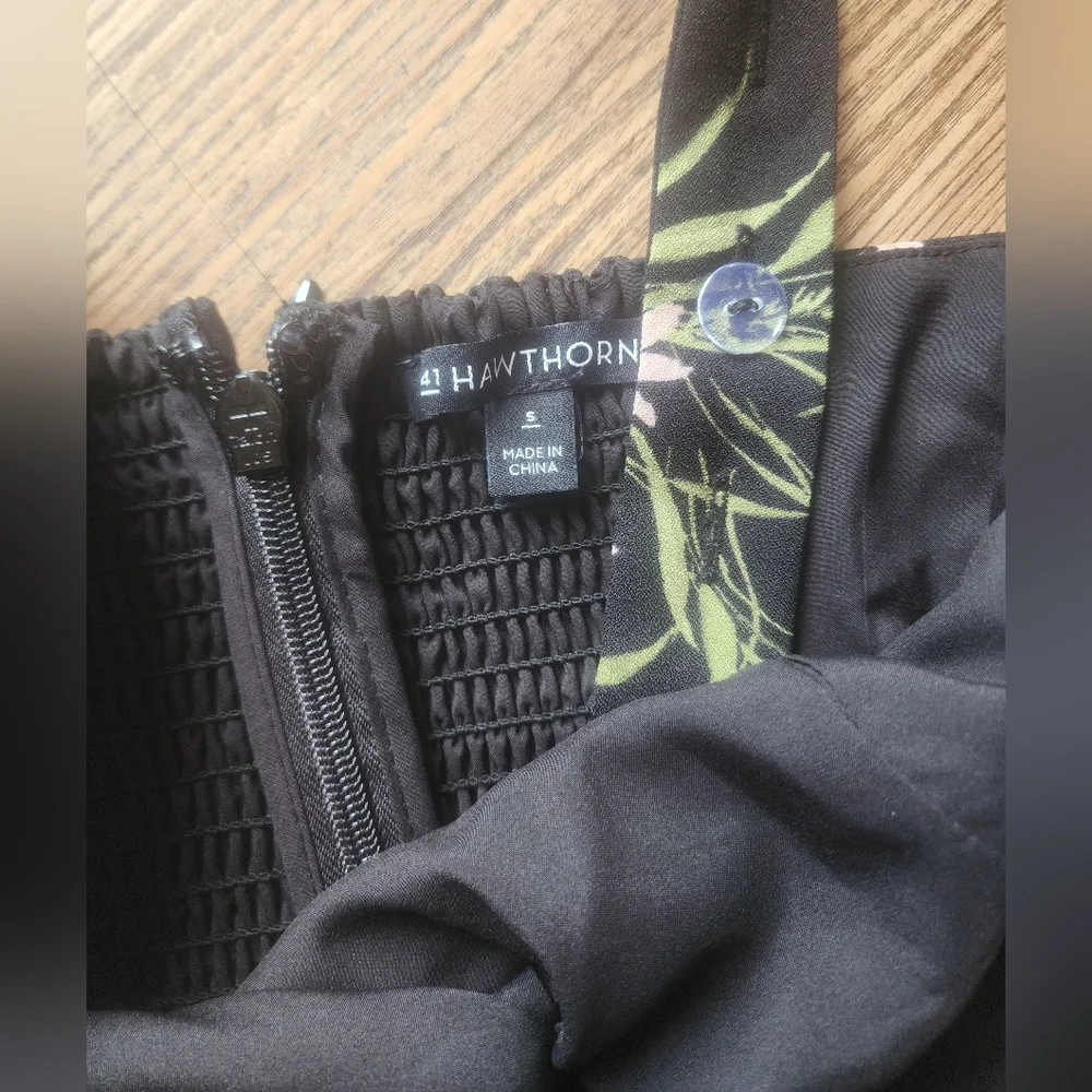 Size  S Hawthor Black Floral Fit-and-Flare Dress with Ruffle Hem - Picture 7 of 9